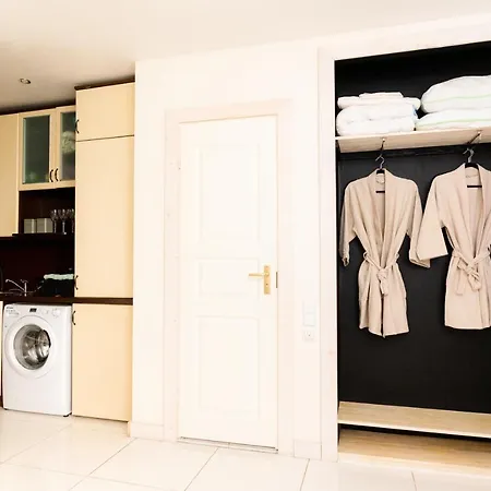 E12 Apartment