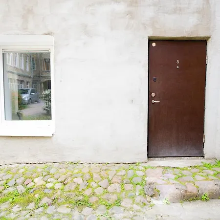 E12 Apartment
